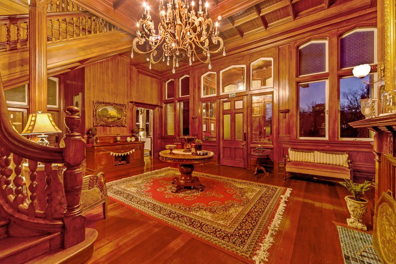 Highden Manor Estate Hotel Палмерстън Норт Екстериор снимка