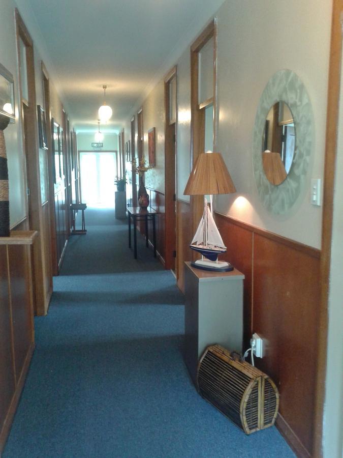 Highden Manor Estate Hotel Палмерстън Норт Екстериор снимка