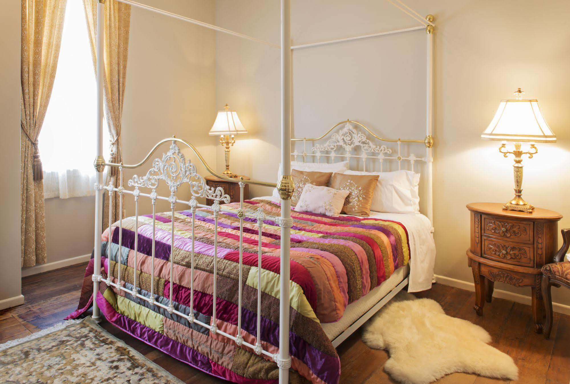 Highden Manor Estate Hotel Палмерстън Норт Екстериор снимка