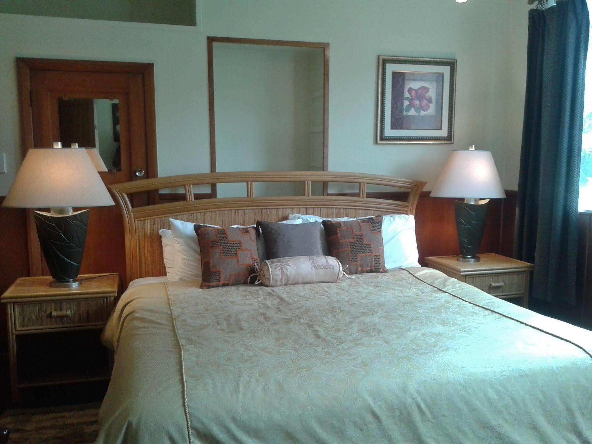 Highden Manor Estate Hotel Палмерстън Норт Екстериор снимка